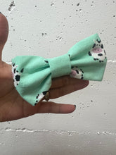 Load image into Gallery viewer, Bowties