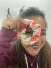 Load image into Gallery viewer, Scrunchies