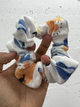 Load image into Gallery viewer, Scrunchies