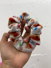 Load image into Gallery viewer, Scrunchies