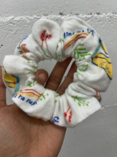 Load image into Gallery viewer, Scrunchies