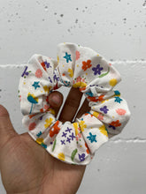 Load image into Gallery viewer, Scrunchies