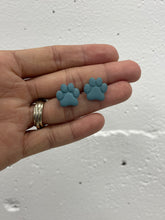 Load image into Gallery viewer, Paw Earrings