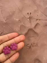 Load image into Gallery viewer, Paw Earrings