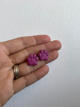 Load image into Gallery viewer, Paw Earrings