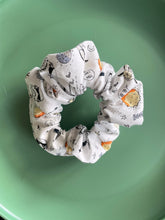 Load image into Gallery viewer, Scrunchies